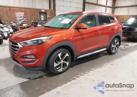 2017 Hyundai Tucson Sport z USA, uszkodzony, nr VIN KM8J3CA2XHU496535